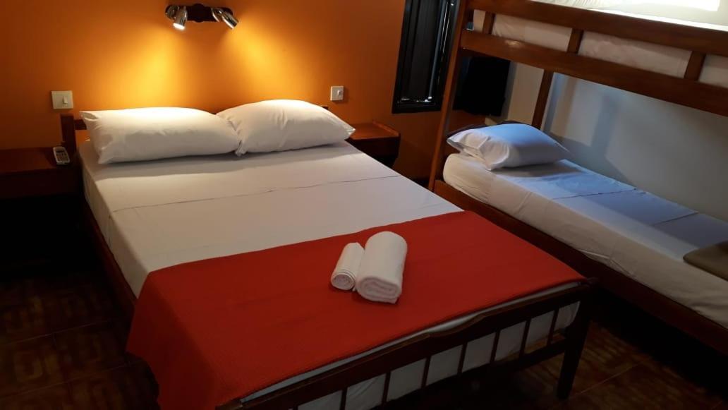 Hotel Vanderloo Posadas Extérieur photo